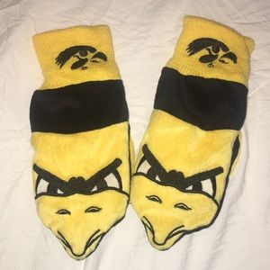 University of Iowa Hawkeye mittens